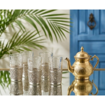 طقم شاي تقليدي